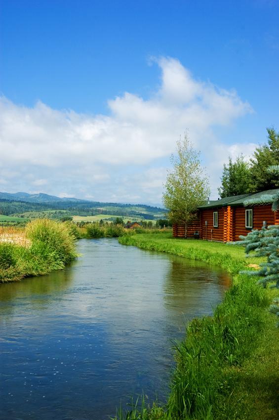 Cabin Creek Inn Thayne Exterior photo